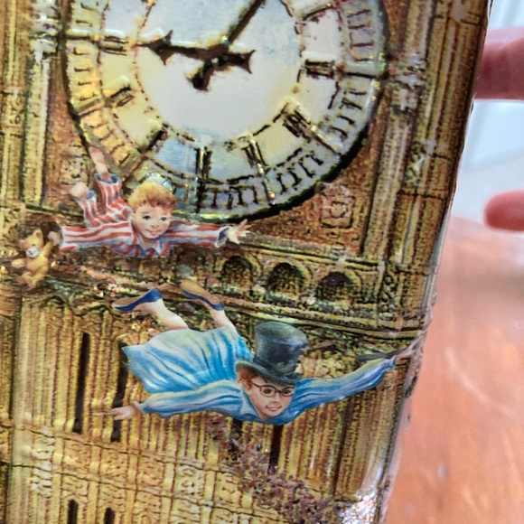 Churchill’s Peter Pan Money Box Bank Tin - London UK - Picture 4 of 11